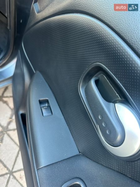 Хэтчбек Nissan Note 2013 в Лубнах