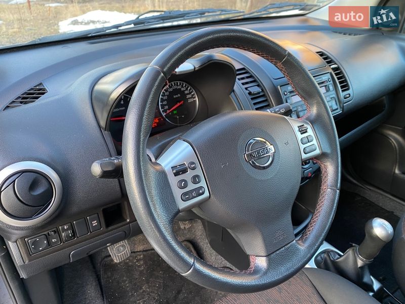 Хэтчбек Nissan Note 2009 в Луцке