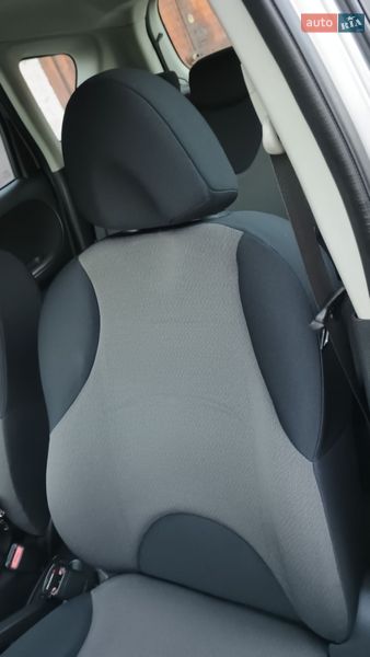 Хетчбек Nissan Note 2011 в Дніпрі