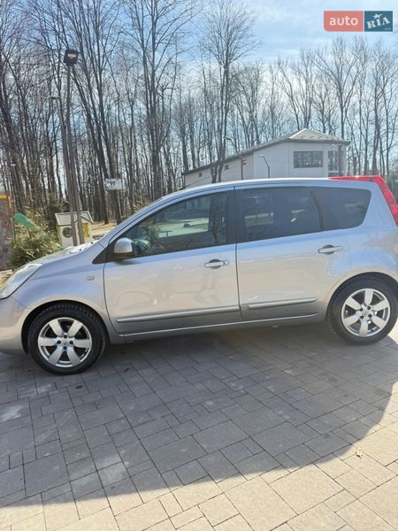 Хетчбек Nissan Note 2007 в Долині