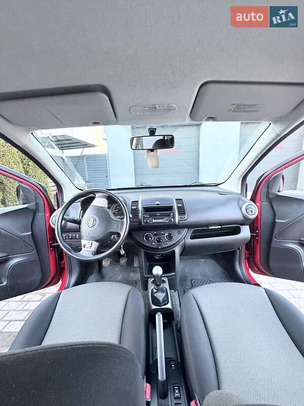 Хэтчбек Nissan Note 2009 в Киеве