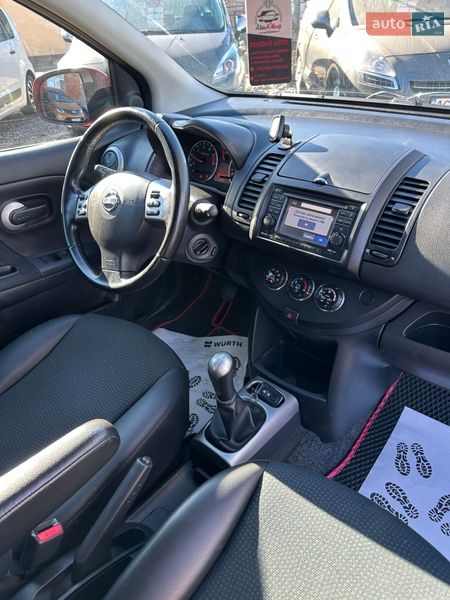 Хэтчбек Nissan Note 2013 в Смеле