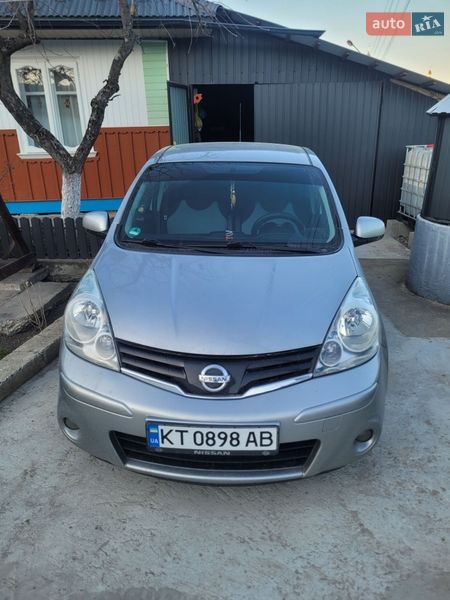 Хетчбек Nissan Note 2009 в Снятині