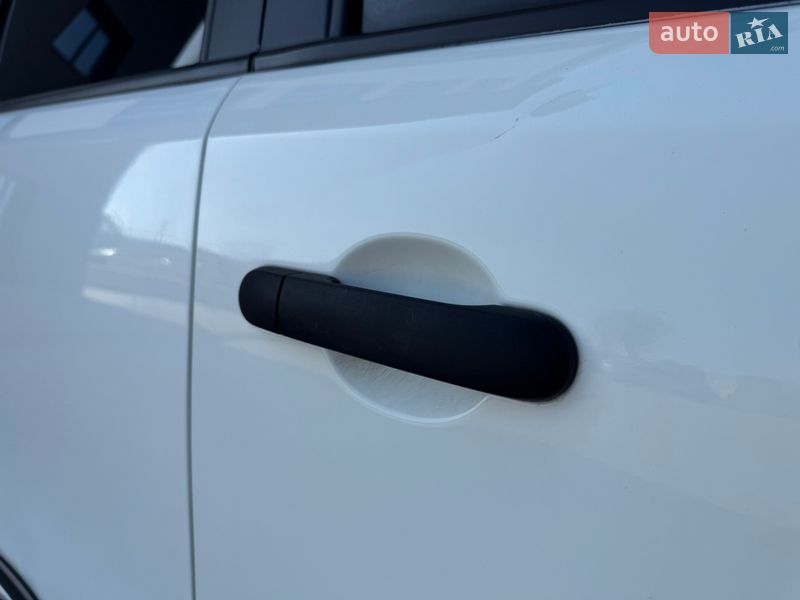 Хэтчбек Nissan Note 2013 в Ивано-Франковске