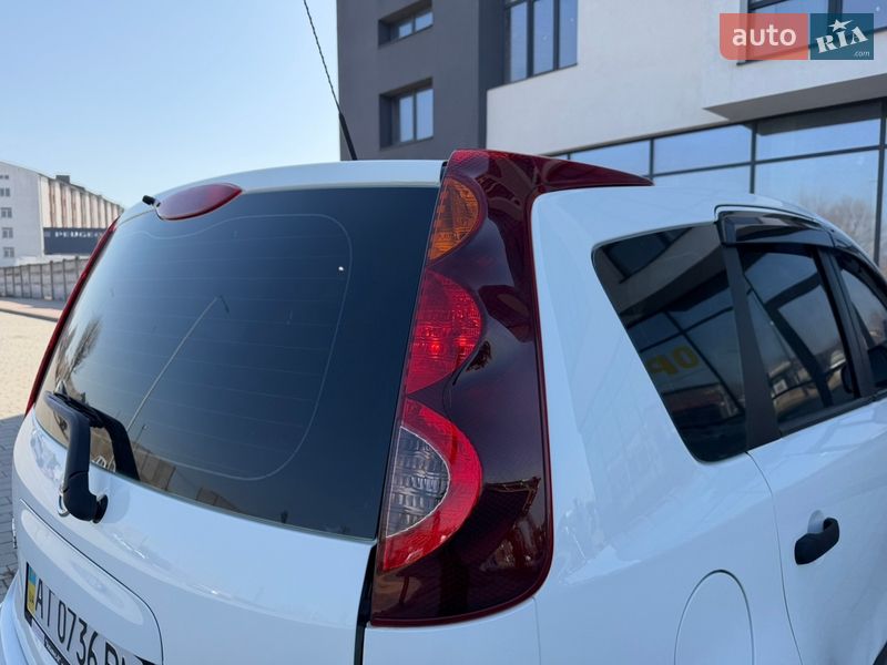 Хэтчбек Nissan Note 2013 в Ивано-Франковске
