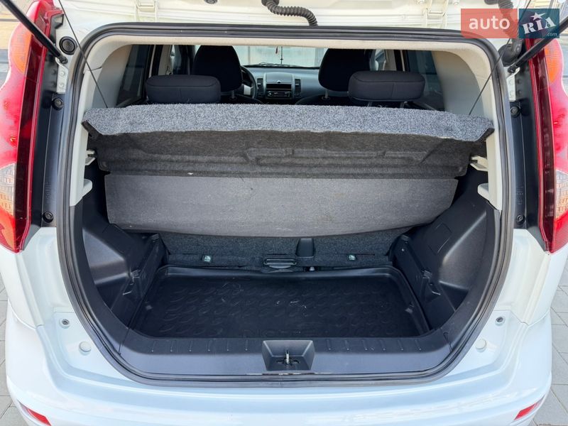 Хэтчбек Nissan Note 2013 в Ивано-Франковске