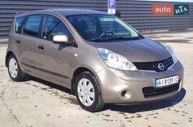 Хэтчбек Nissan Note 2010 в Калиновке