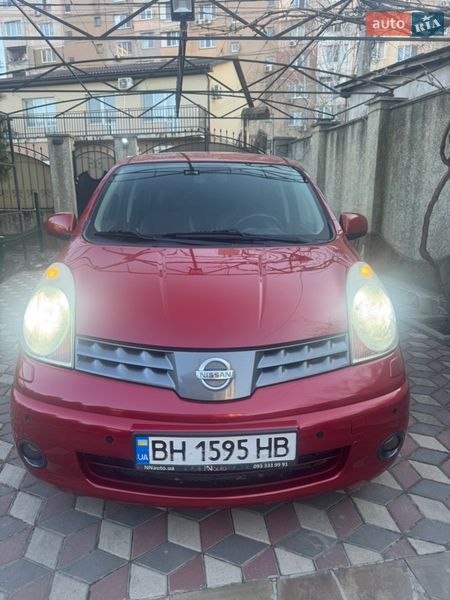 Хэтчбек Nissan Note 2007 в Одессе
