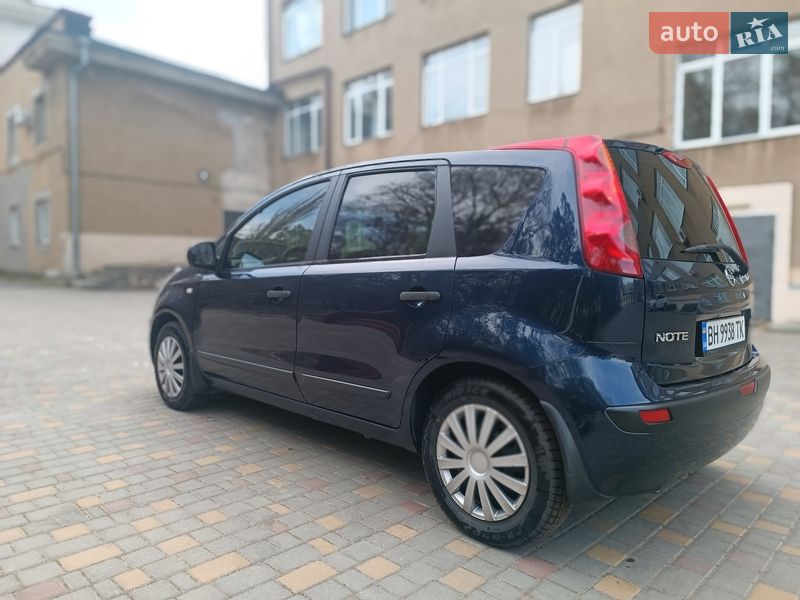 Хэтчбек Nissan Note 2006 в Одессе