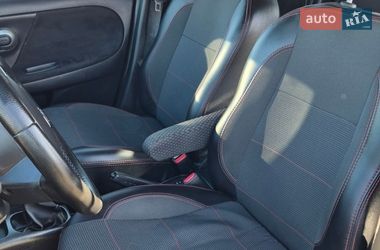 Хэтчбек Nissan Note 2006 в Киеве