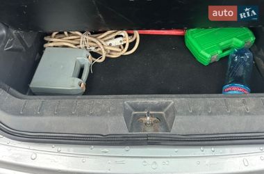 Хетчбек Nissan Note 2009 в Житомирі