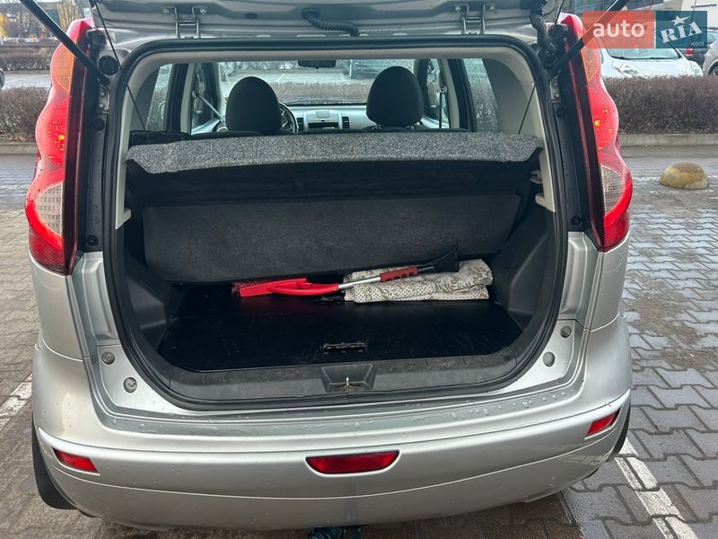 Хетчбек Nissan Note 2009 в Житомирі