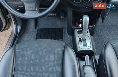 Хэтчбек Nissan Note 2013 в Фастове