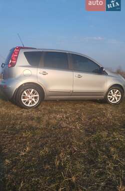 Хэтчбек Nissan Note 2008 в Дрогобыче