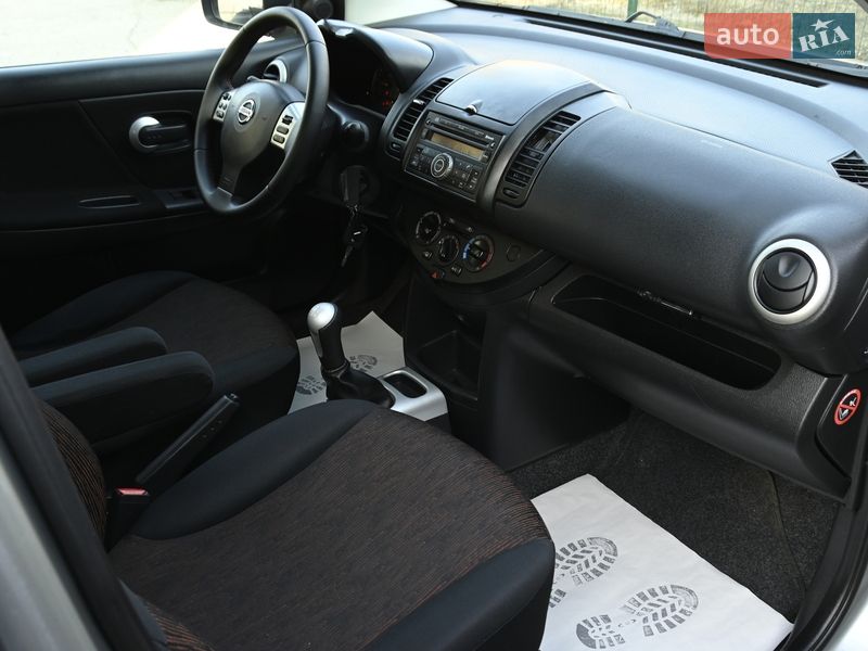 Хэтчбек Nissan Note 2009 в Бердичеве