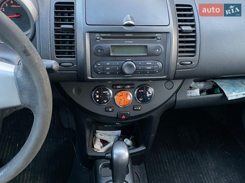 Хэтчбек Nissan Note 2007 в Киеве