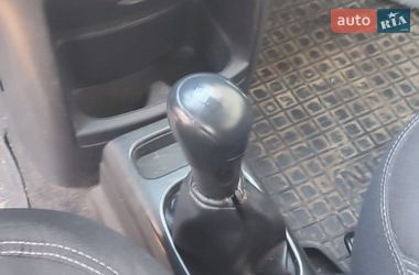 Хетчбек Nissan Note 2006 в Чернівцях