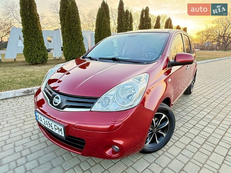 2011 Nissan Note, VIN SJNFCAE11U2141959:plate — фото 1 (autoria)