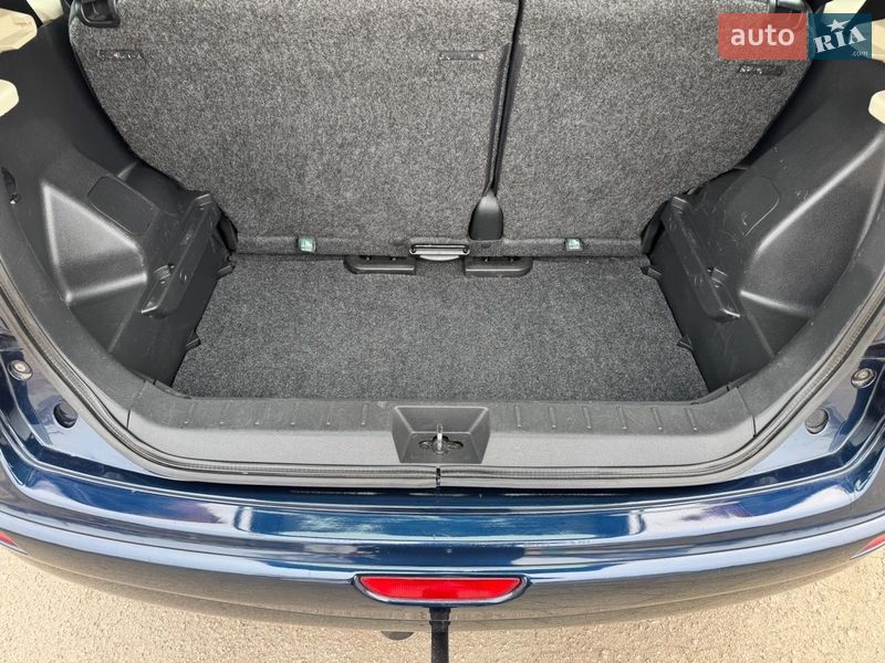 Хэтчбек Nissan Note 2008 в Умани