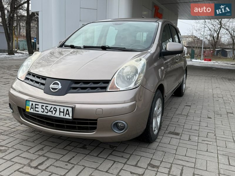 Хэтчбек Nissan Note 2008 в Днепре