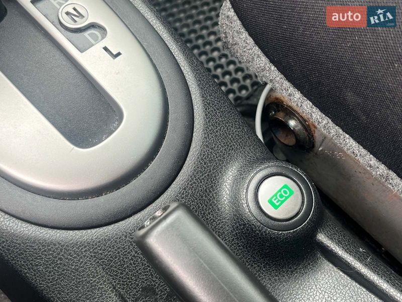 Хэтчбек Nissan Note 2013 в Киеве фото 36 Хэтчбек Nissan Note 2013 в Киеве