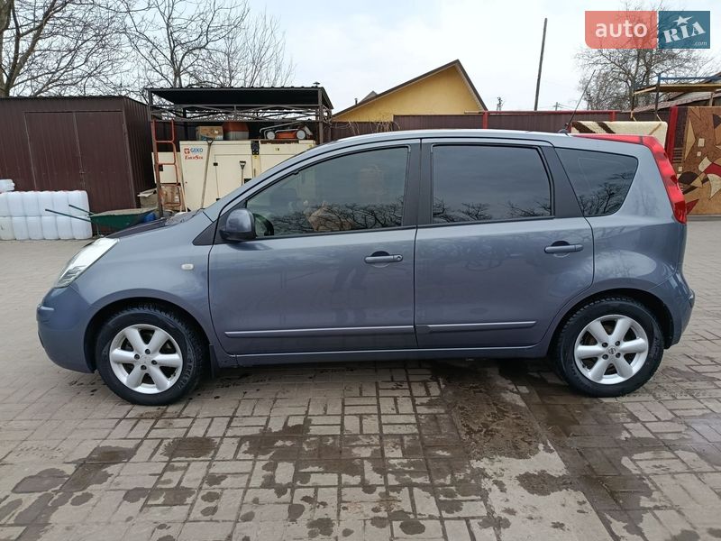 Хетчбек Nissan Note 2009 в Прилуках фото 5 Хетчбек Nissan Note 2009 в Прилуках