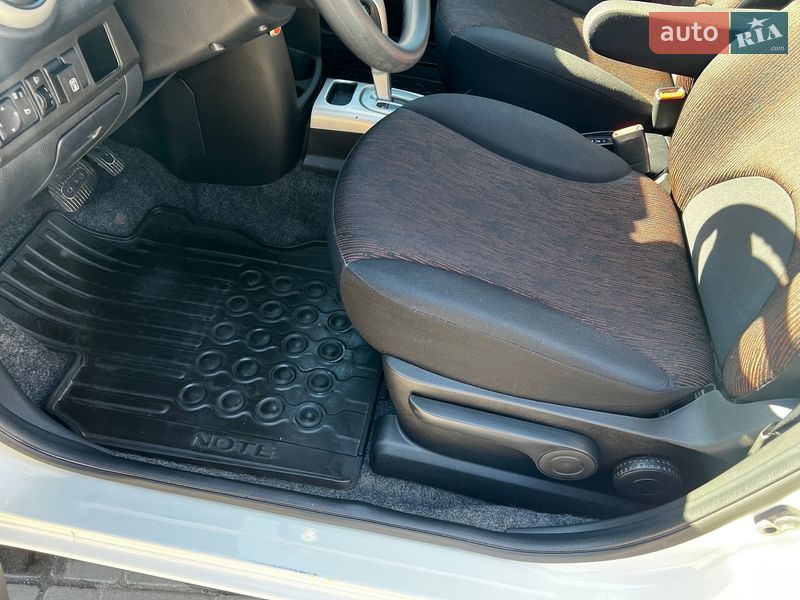 Хэтчбек Nissan Note 2010 в Днепре