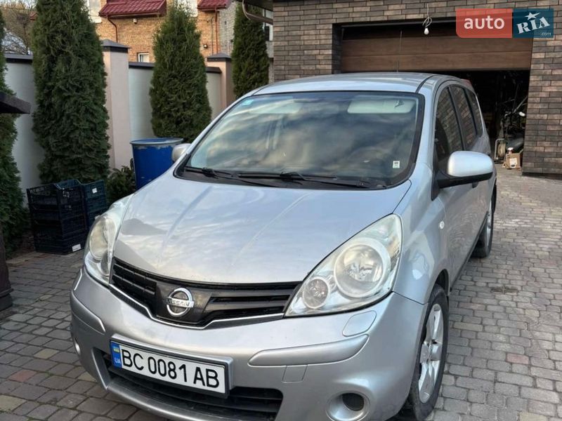 Nissan Note 2011