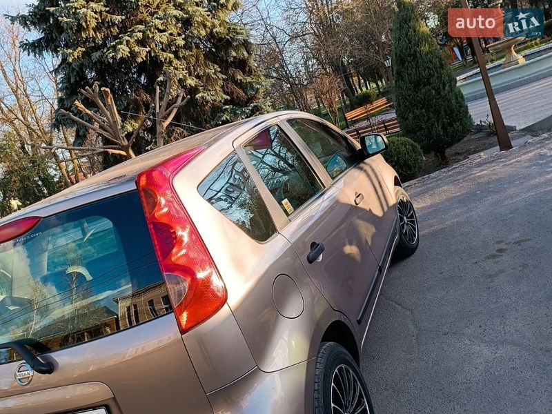 Хэтчбек Nissan Note 2006 в Березовке фото 8 Хэтчбек Nissan Note 2006 в Березовке