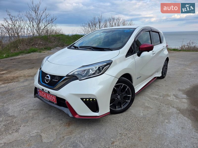 Хэтчбек Nissan Note 2017 в Одессе