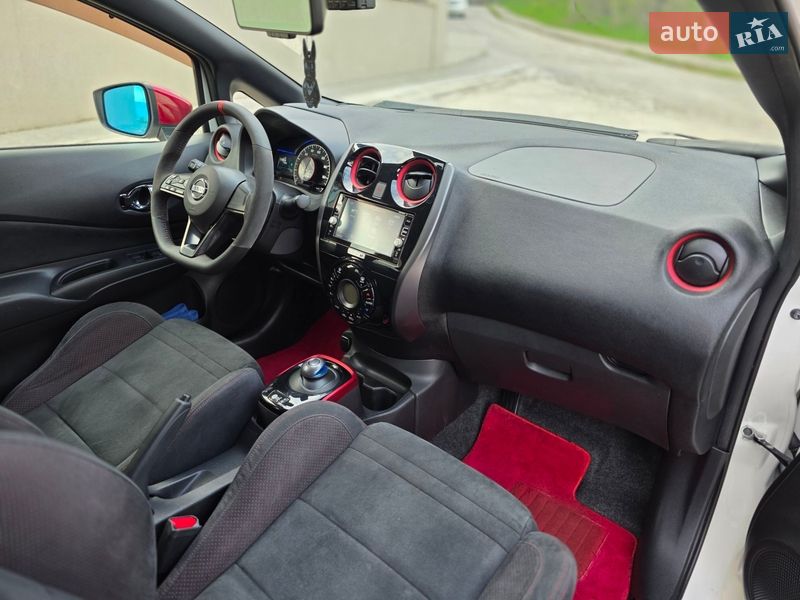 Хэтчбек Nissan Note 2017 в Одессе