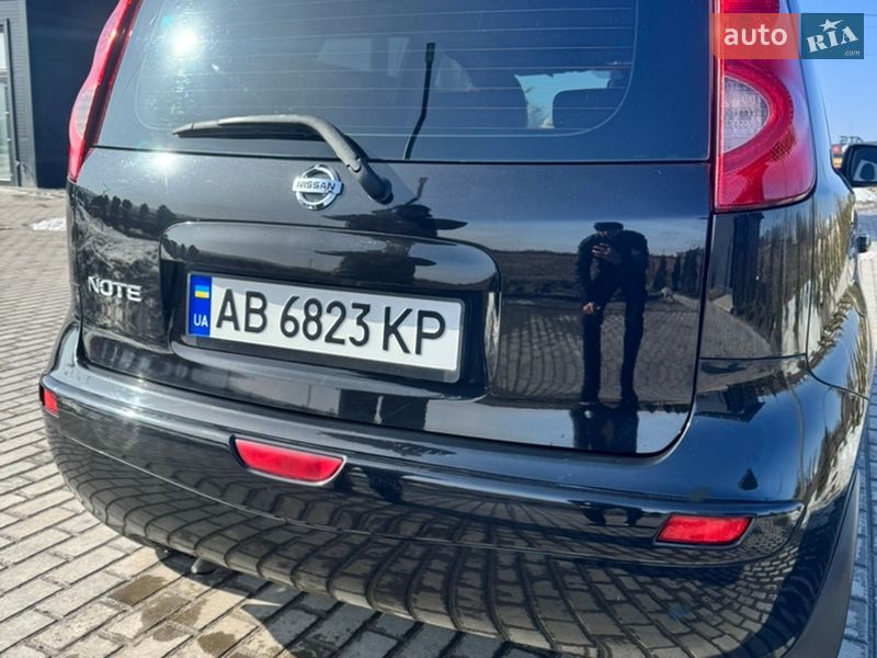 2008 Nissan Note, VIN SJNFCAE11U1256050:plate — фото 1 (autoria)