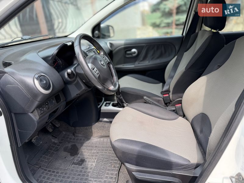 Хетчбек Nissan Note 2011 в Хмельницькому