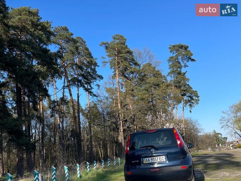 Хэтчбек Nissan Note 2007 в Киеве