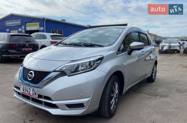 Хэтчбек Nissan Note 2017 в Киеве