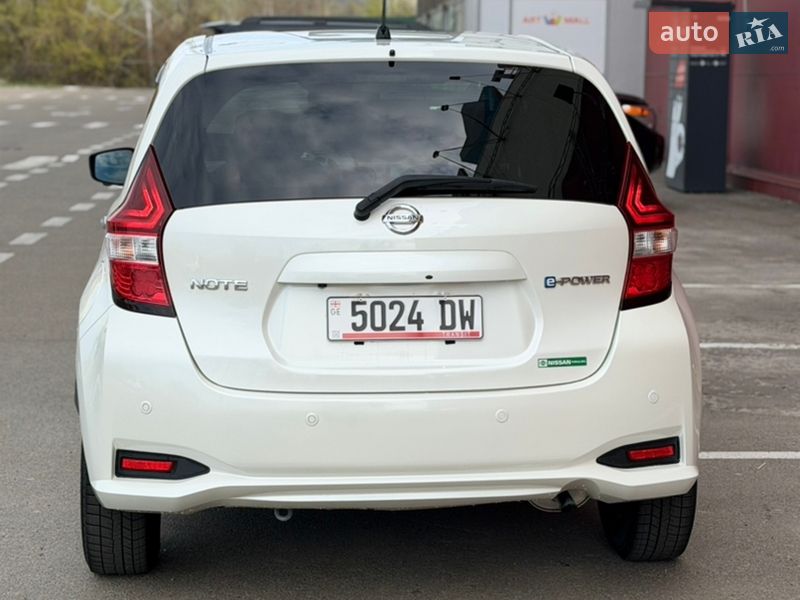 Хетчбек Nissan Note 2017 в Києві