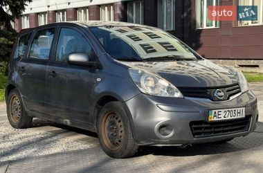 Хетчбек Nissan Note 2013 в Дніпрі