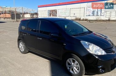 Хэтчбек Nissan Note 2011 в Полтаве