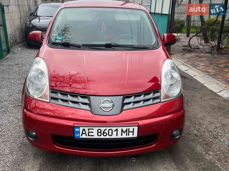2008 Nissan Note, VIN SJNFAAE11U1261164:plate — фото 1 (autoria)