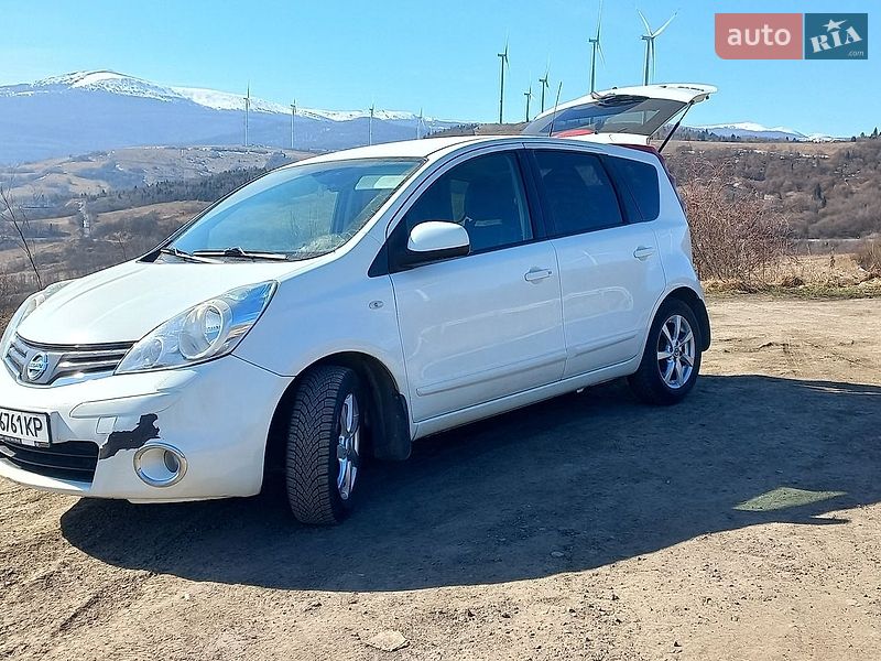 2013 Nissan Note, VIN SJNFCAE11U2222134:plate — фото 1 (autoria)