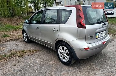 Хетчбек Nissan Note 2010 в Шептицькому