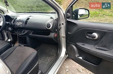 Хетчбек Nissan Note 2010 в Шептицькому