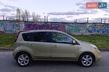 Хетчбек Nissan Note 2010 в Києві
