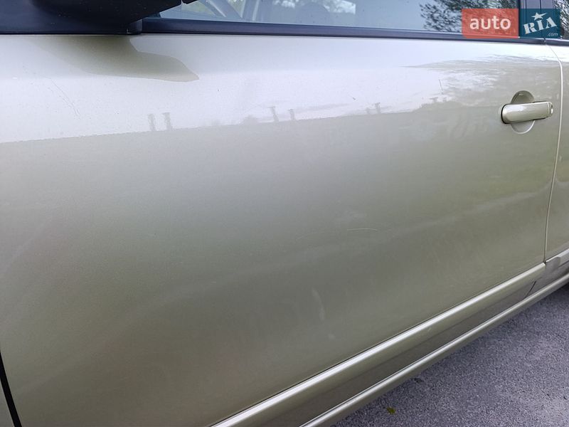 Хетчбек Nissan Note 2010 в Києві
