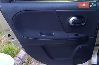 Хетчбек Nissan Note 2010 в Києві
