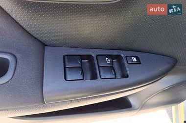 Хетчбек Nissan Note 2010 в Києві