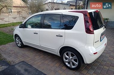 Хэтчбек Nissan Note 2011 в Ровно