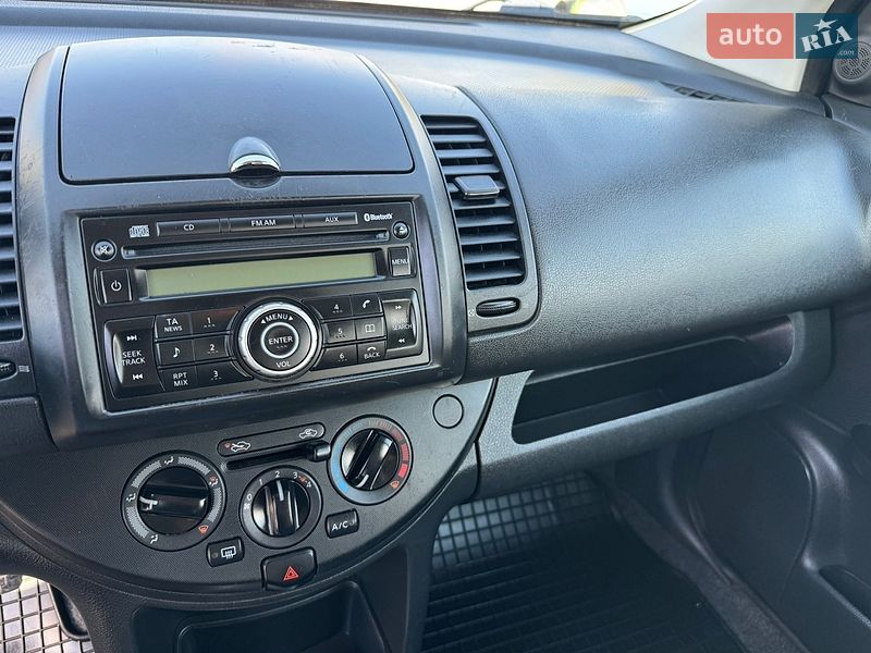 Хэтчбек Nissan Note 2009 в Хмельницком
