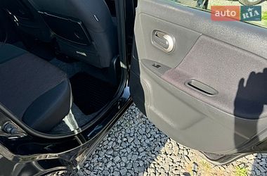 Хэтчбек Nissan Note 2009 в Хмельницком