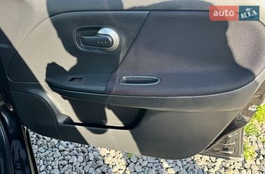 Хэтчбек Nissan Note 2009 в Хмельницком